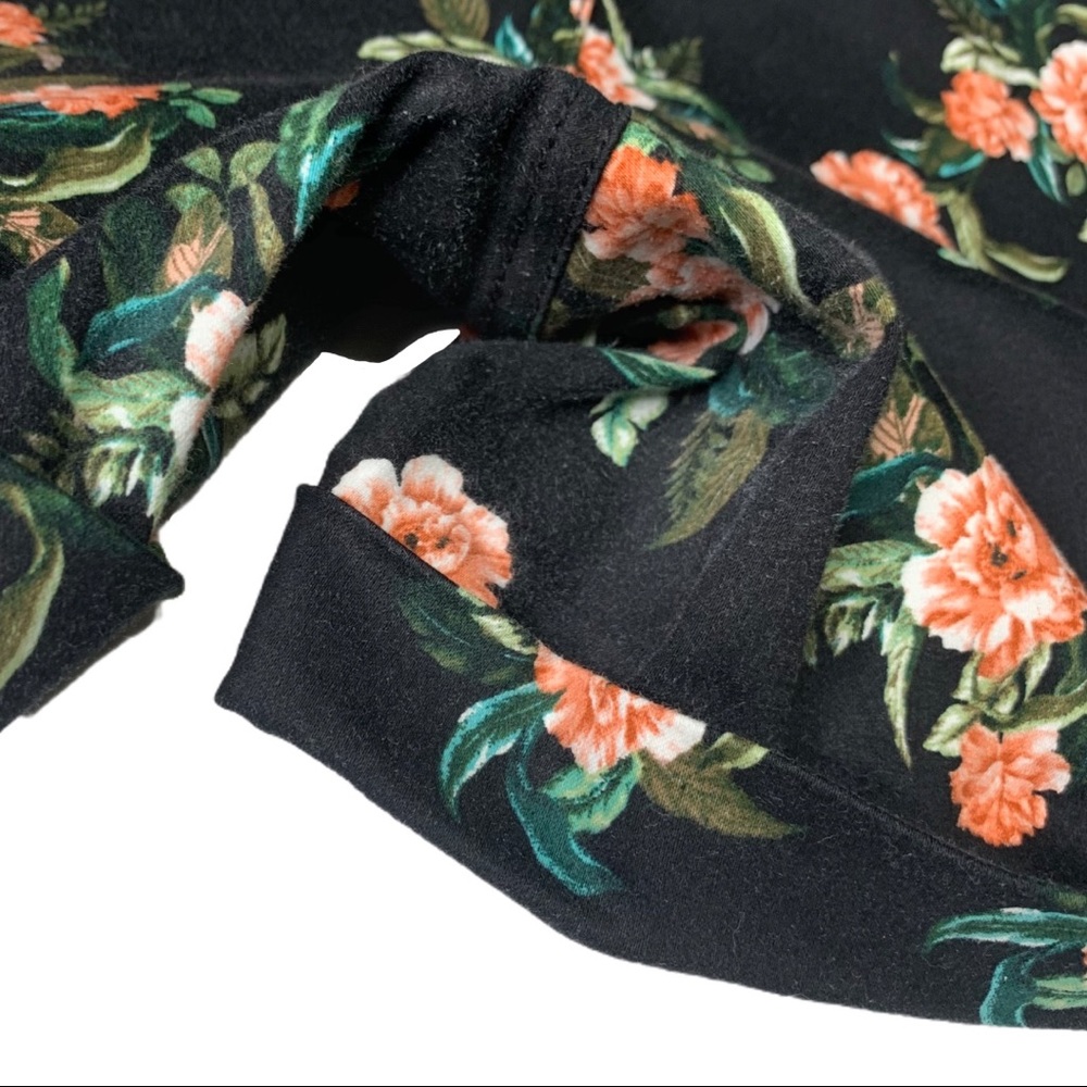 Torrid Black Floral Women's Shorts - Picture 2 of 5